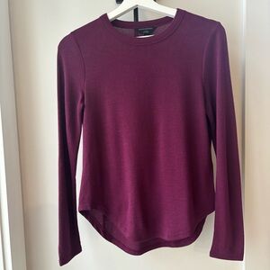 Banana Republic Women’s Long Sleeve Crew Neck